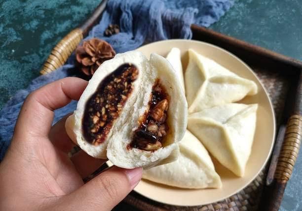 Buharda tatlı mantı (2 adet)