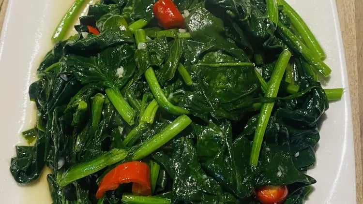 Sarımsaklı ıspanak