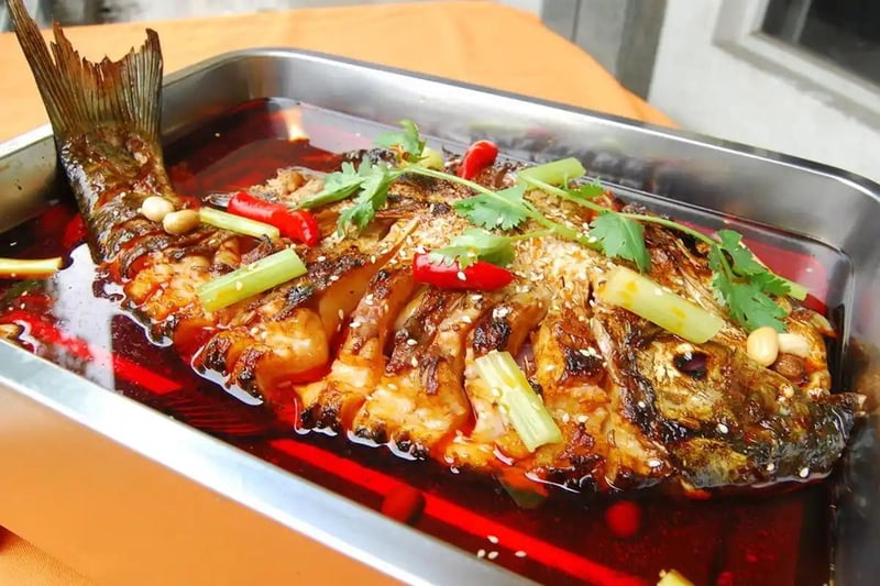 سمك مشوي حار