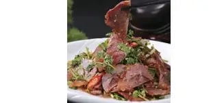 Sığır eti salatası